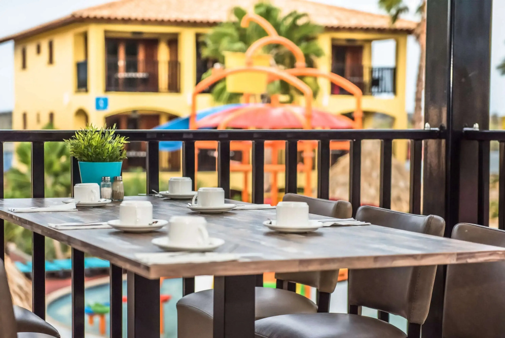 Balcony & Terrace