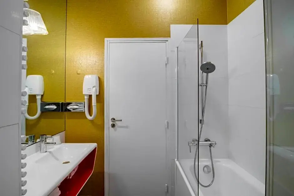 Standard Apartment