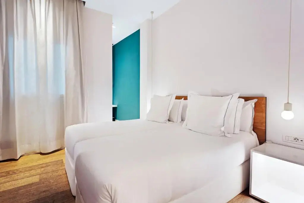 Economy Double One Shot room (full double bed)