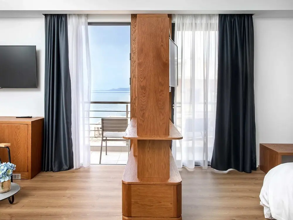 Junior Suite with balcony and with sea view