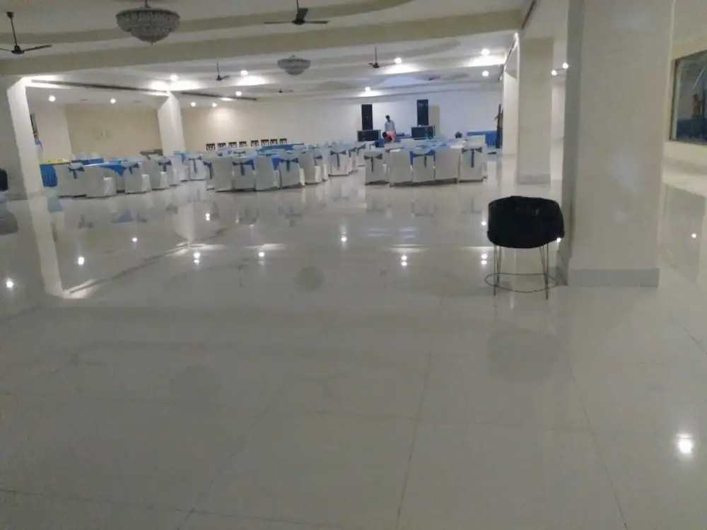 Lobby & Reception