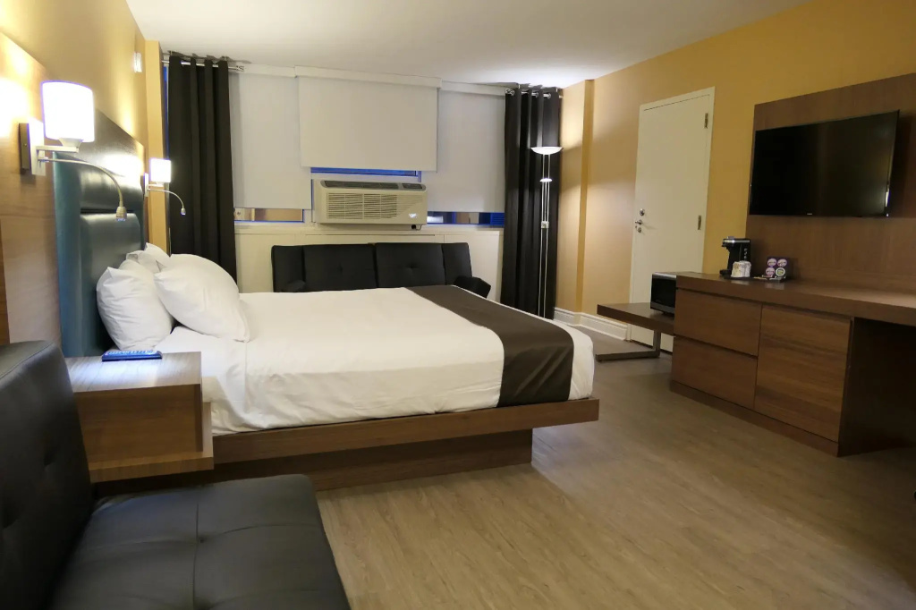 Superior room