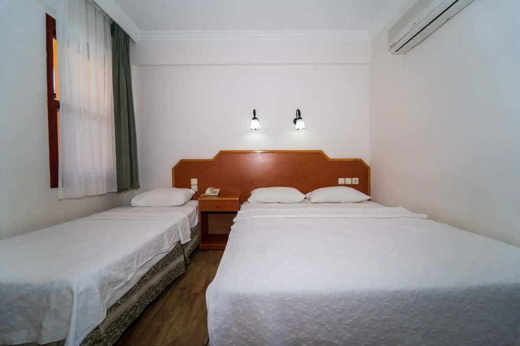 Belcehan Beach Hotel — фото