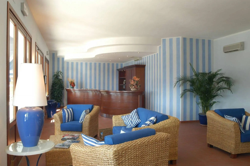 Hotel photo 10