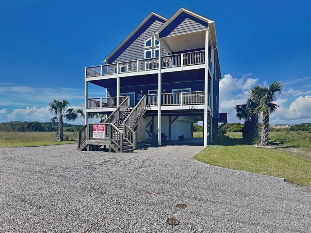 Family Tides by Topsail Realty