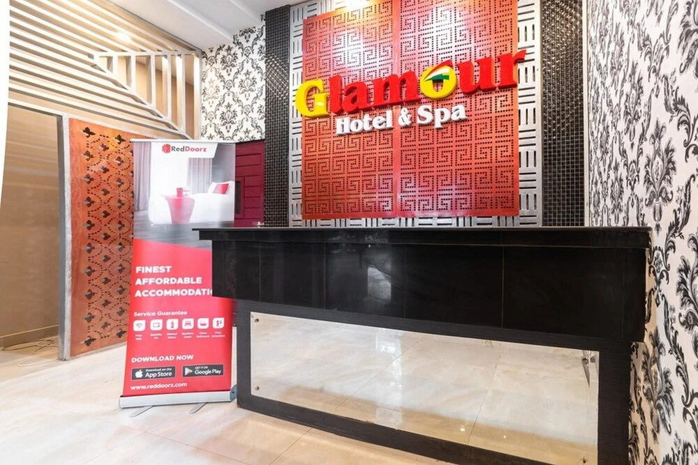 RedDoorz Plus @ Jalan Adam Malik Medan in Medan