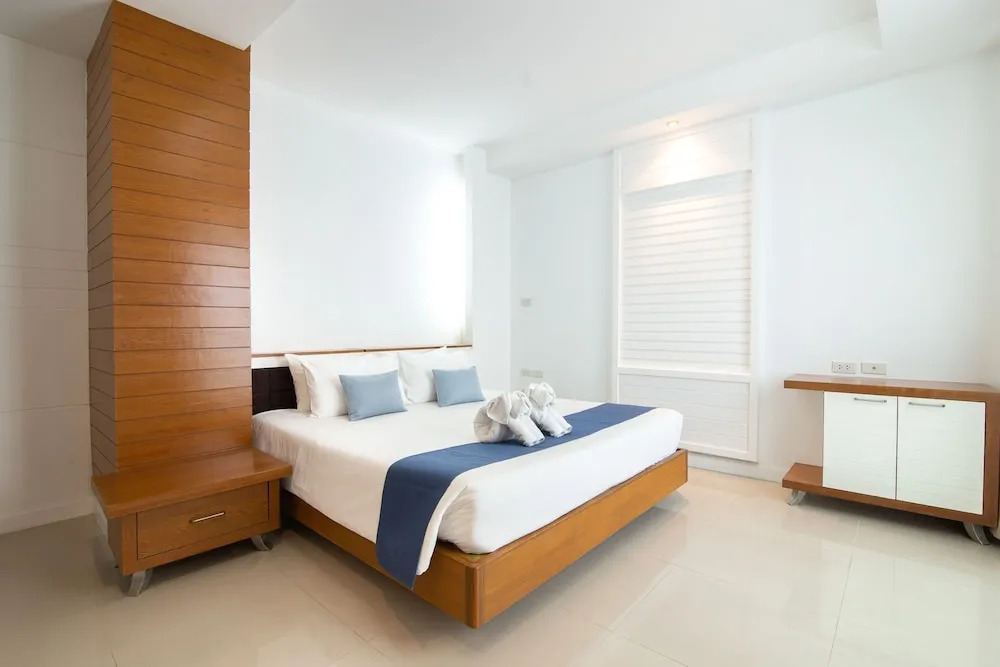 Семейный люкс c 1 комнатой в Royal Beach View Suites