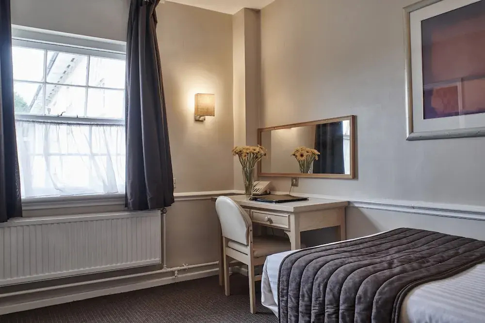Standard Single room (single bed)