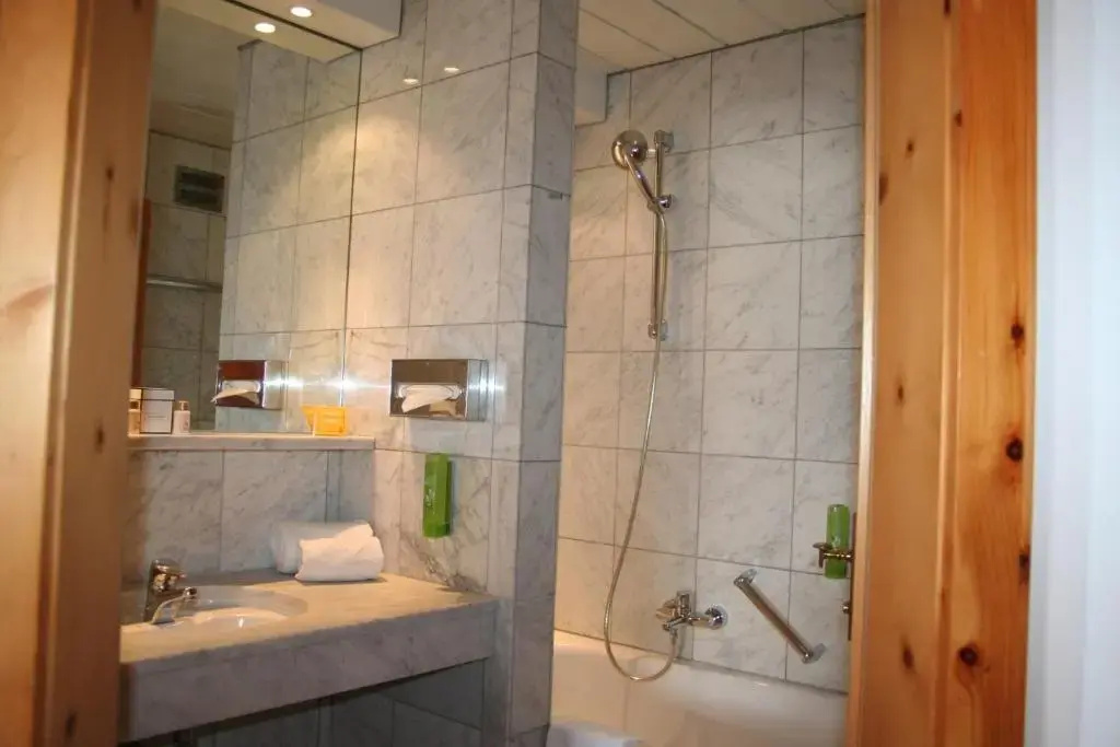 JUFA Alpenhotel Saalbach - Chambres