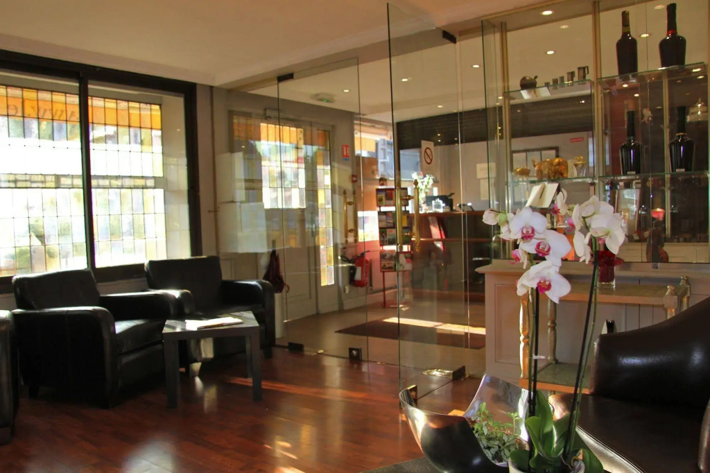 Voir la photo 2 — Auberge du Cochon d'Or