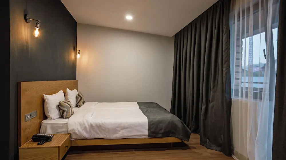 Hotel Bakuriani Inn - Chambres