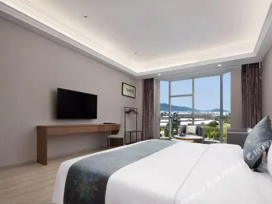 Premier Double room (full double bed)