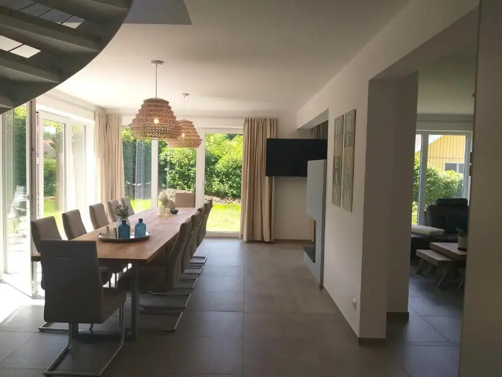 6 Bedrooms Cottage