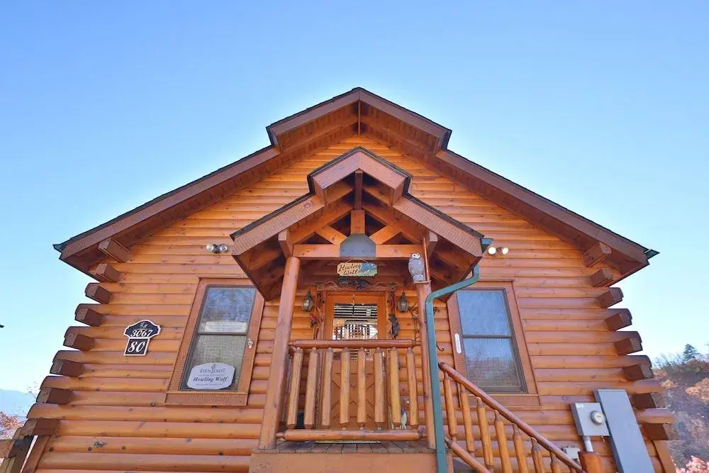 Howling Wolf - One Bedroom Cabin