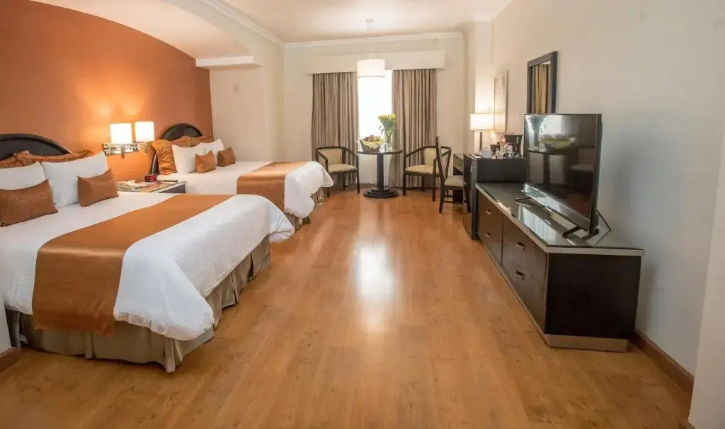 Standard Triple room