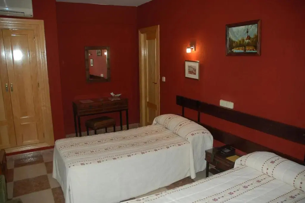 Standard Double room (twin beds)