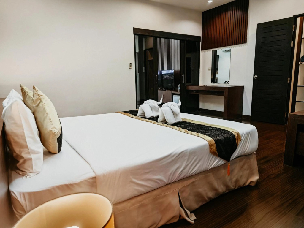 Rawai Grand House image 2