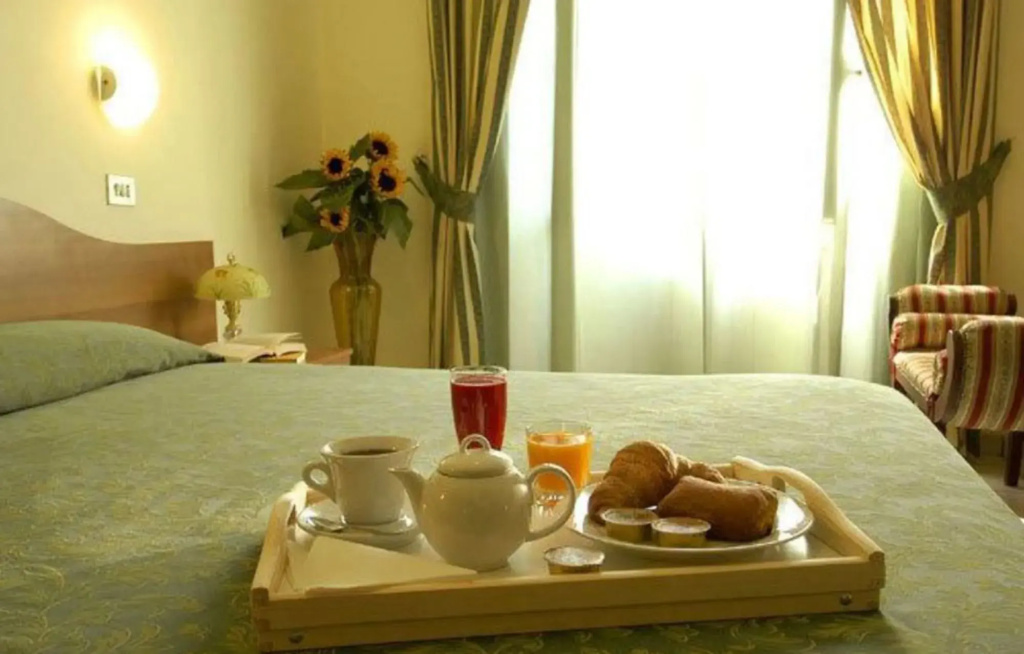 Отель Hotel XXII Marzo в Милане