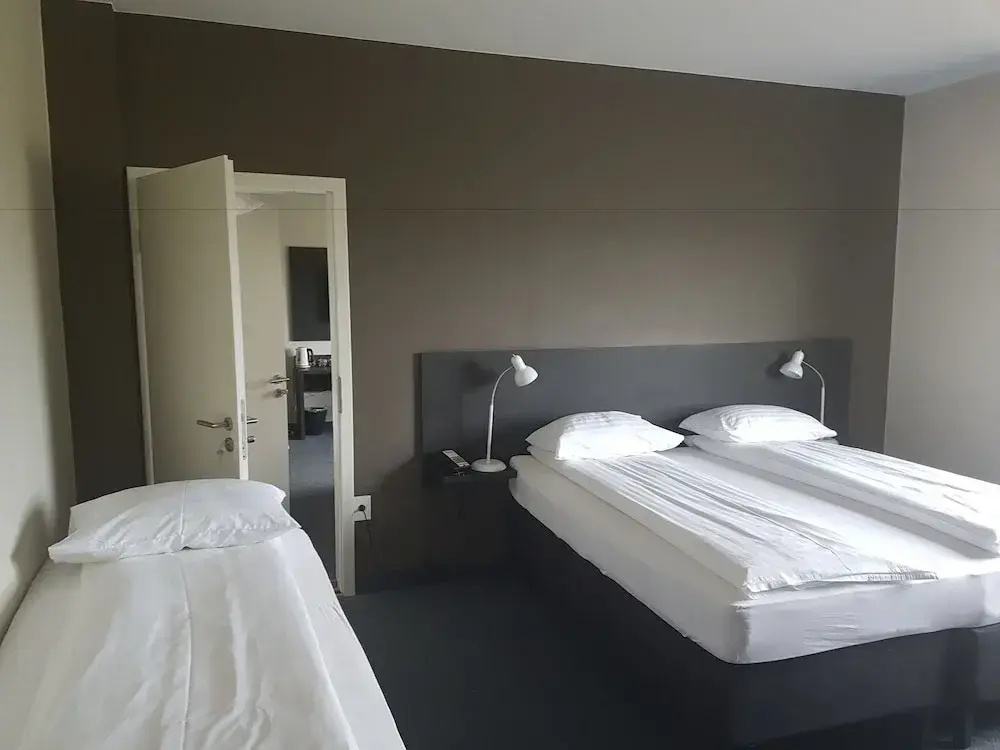 Konvin Hotel - Chambres