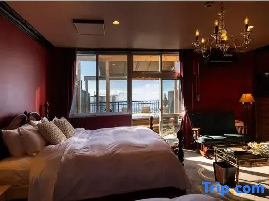Double Junior Suite with ocean view (twin beds)