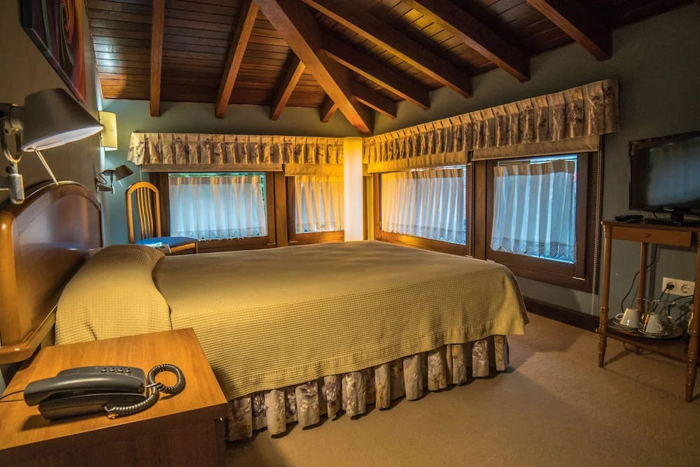 Gran Hotel Rural Cela - Chambres