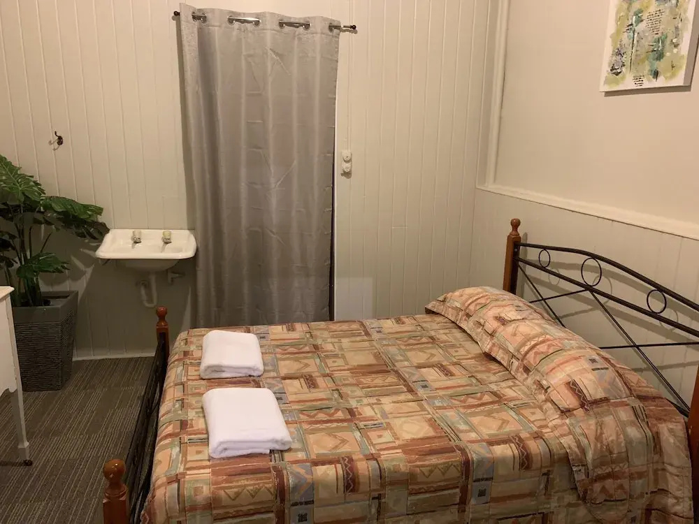 Classic Double room (full double bed)