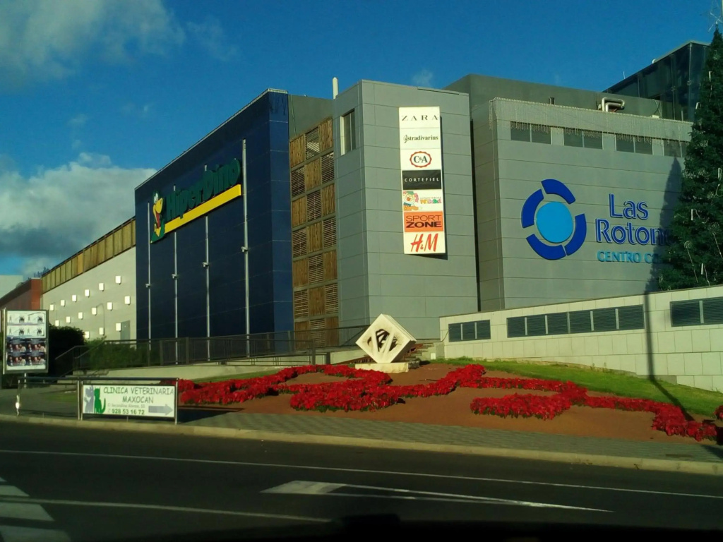 Dúplex centrico, luminosos y bonitas vistas.