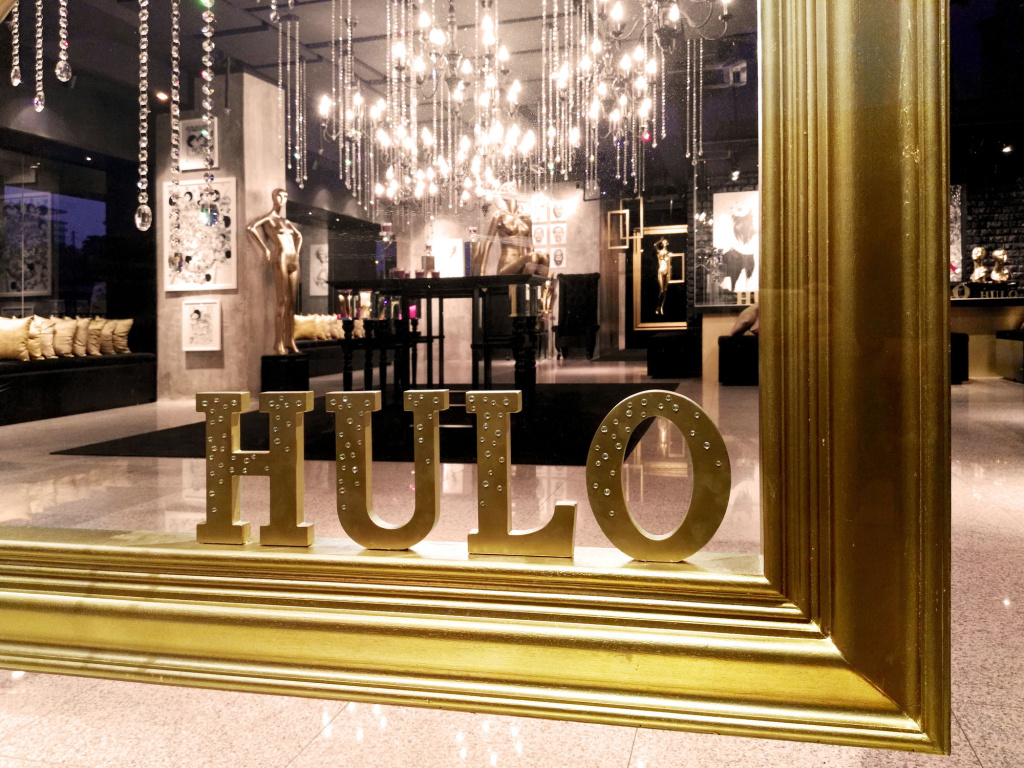 The Hulo Hotel Gallery — фото