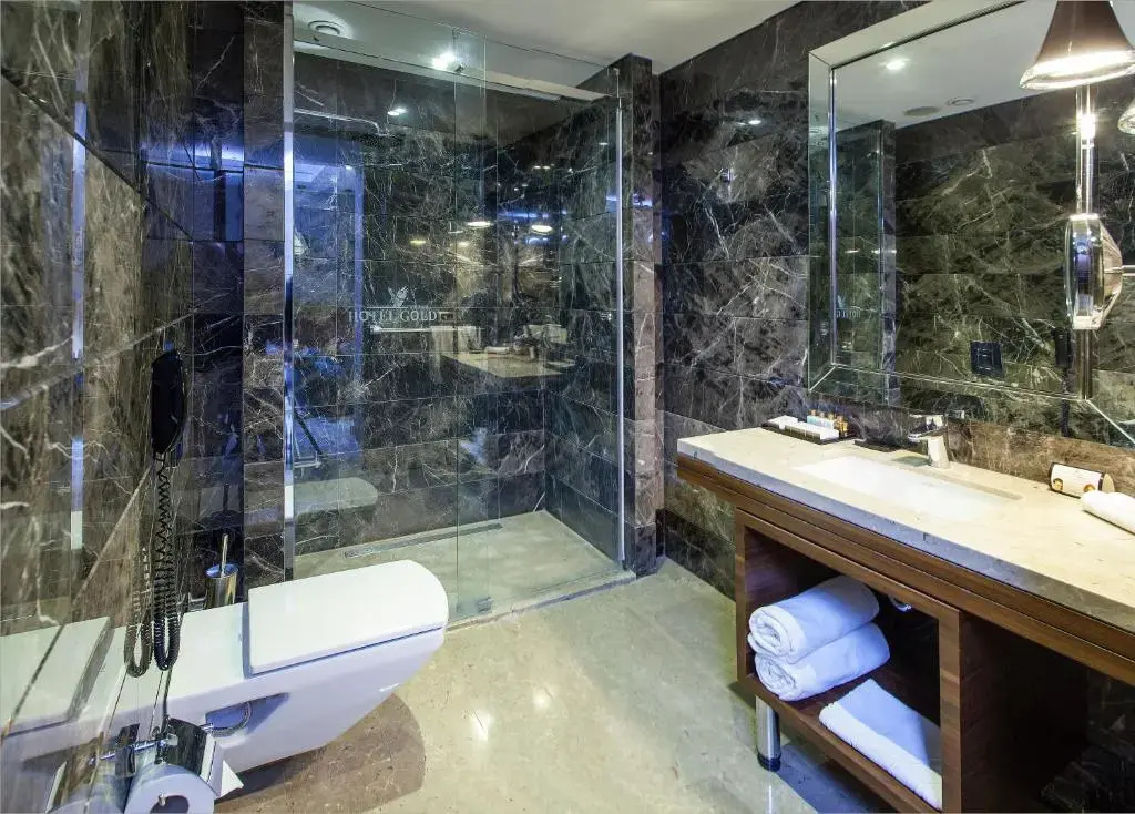 Standard Family room