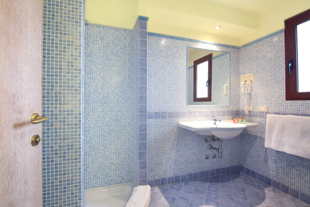 Hotel photo 32