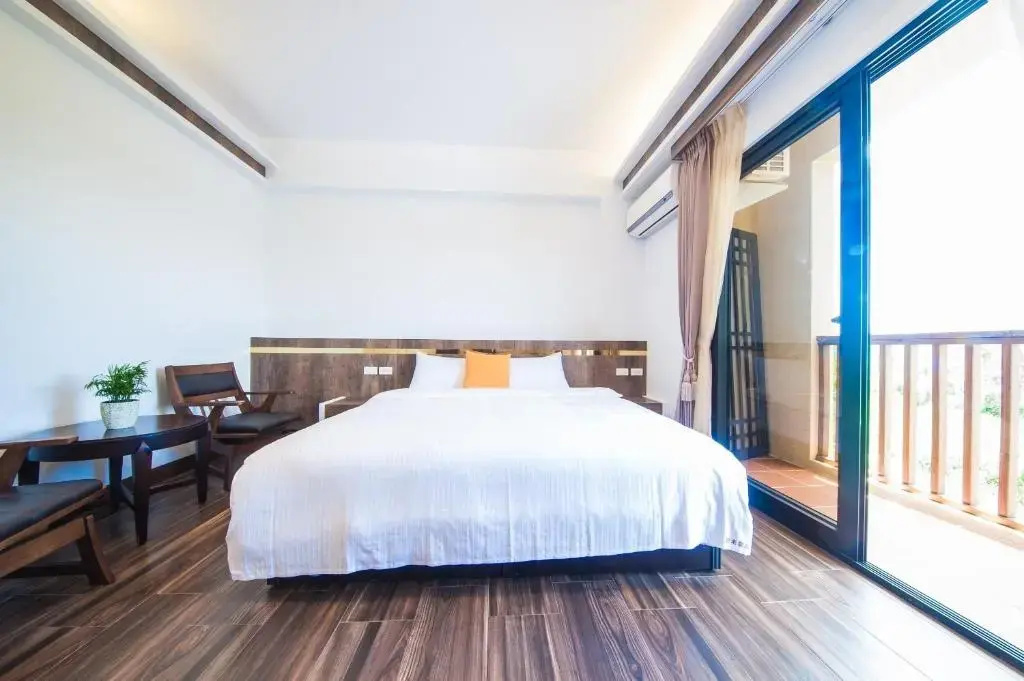 Standard Double room (full double bed)