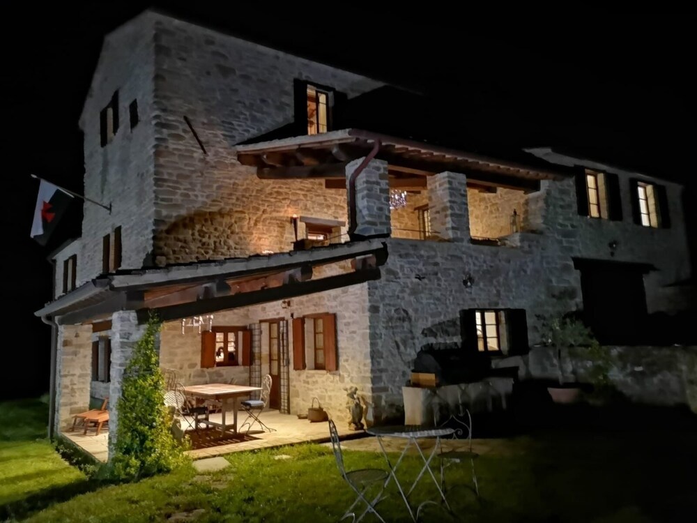 Umbrian Villa Retreat in Pietralunga With a Pool