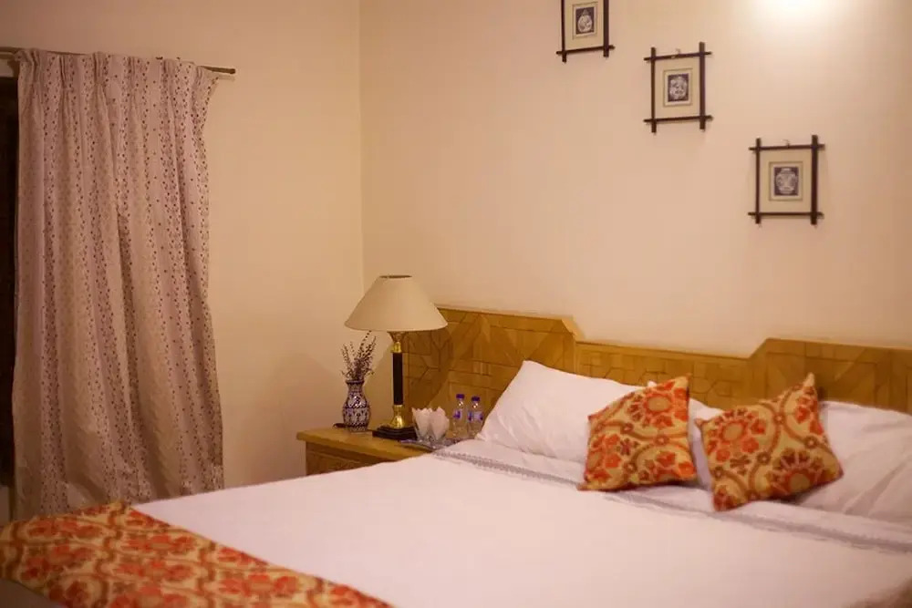 Sarai Silk Route — фото 4