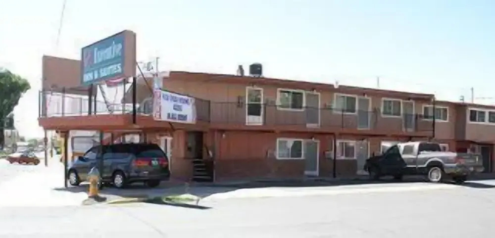 Executive Inn & Suites