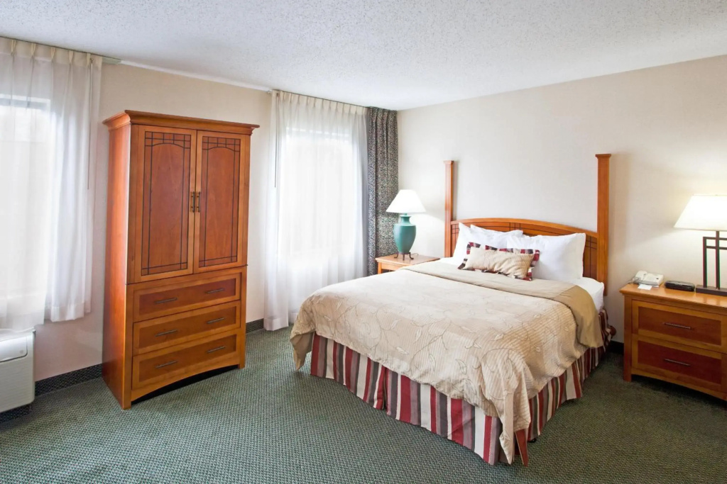 Staybridge Suites Detroit-Utica by IHG - фото 35