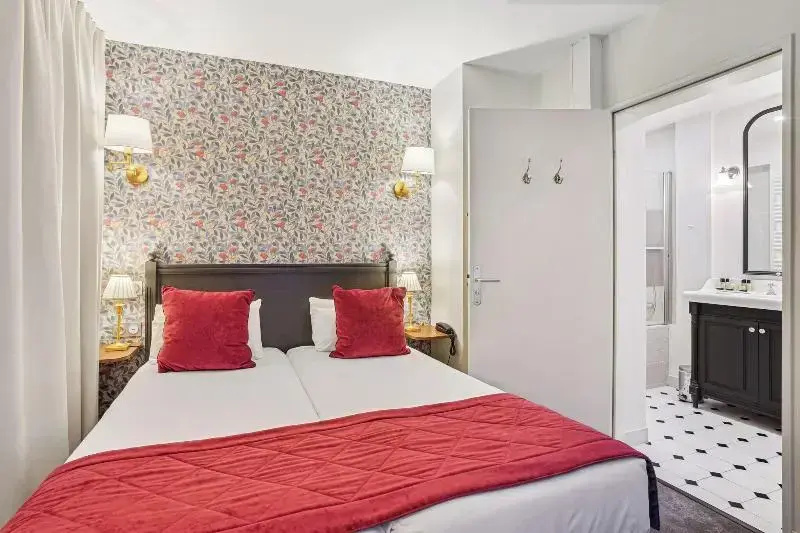 Standard Double room (twin beds)