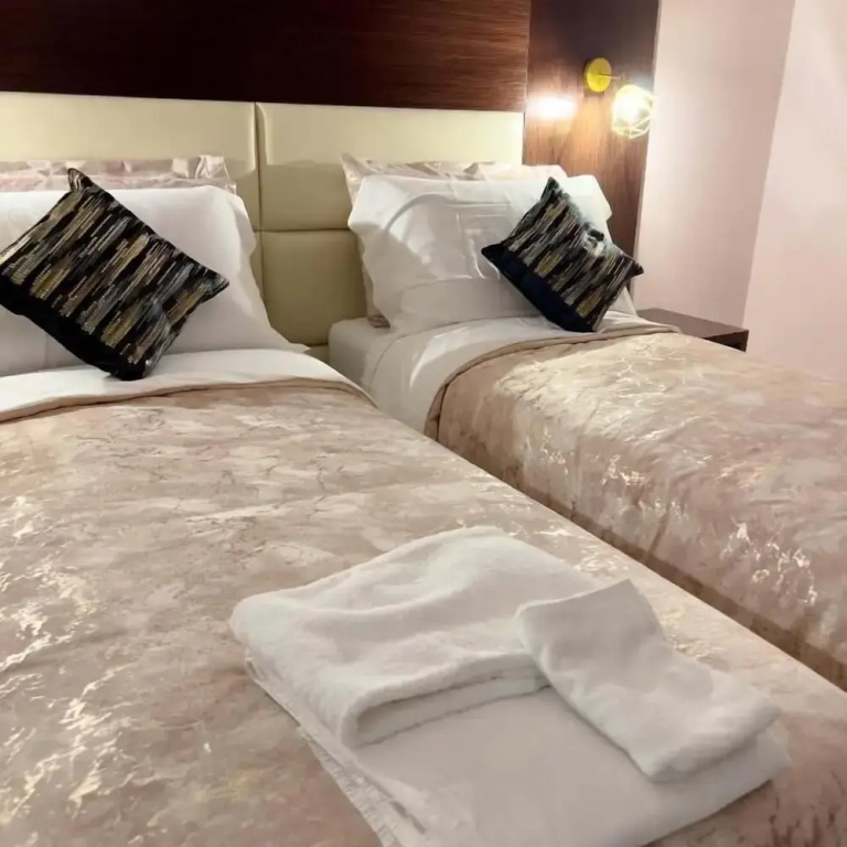 Standard Double room (full double bed)