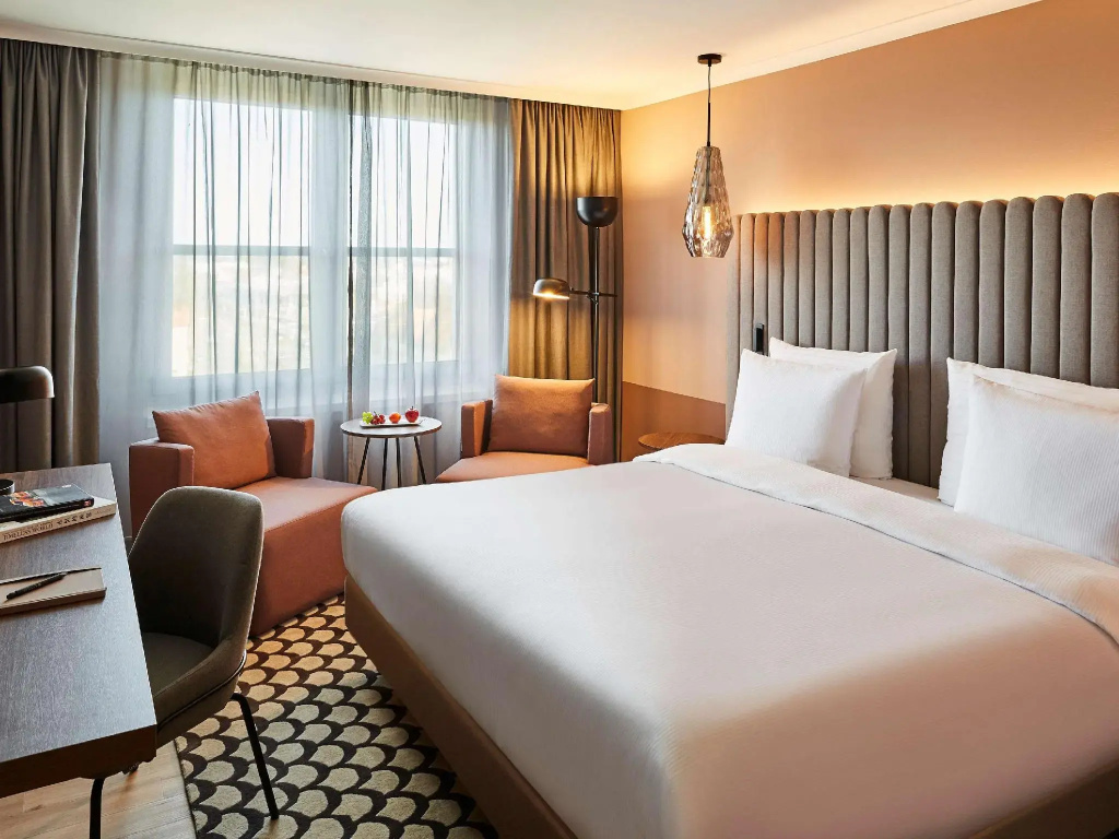 Classic Double room (full double bed)