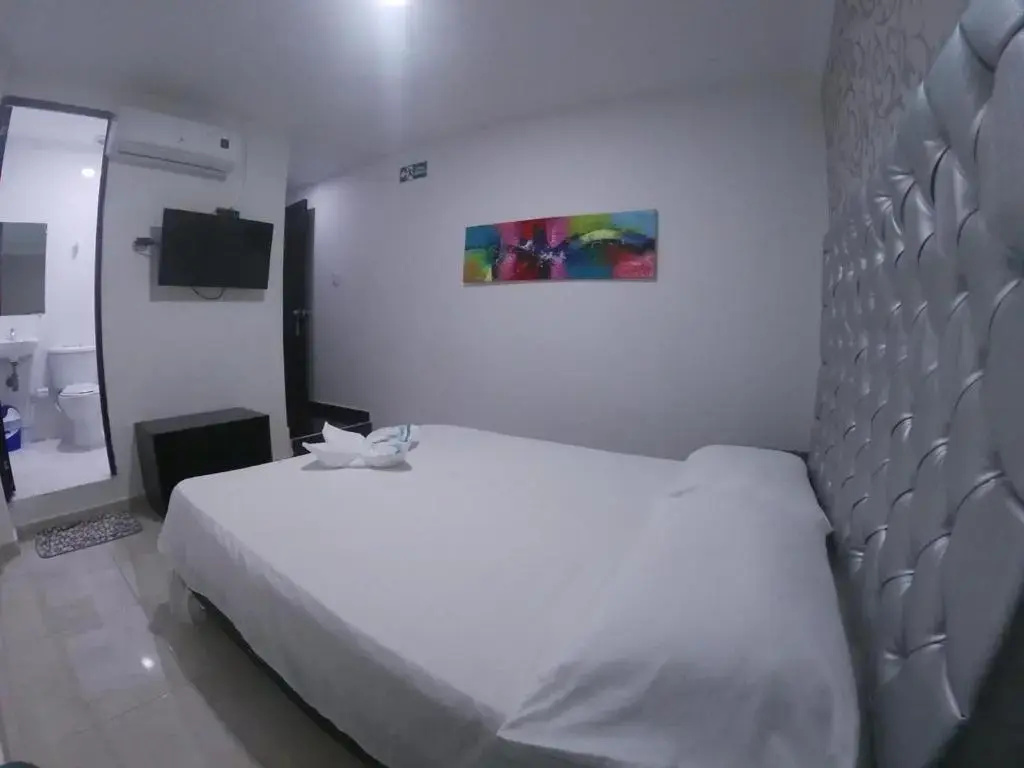 Standard Double room (full double bed)