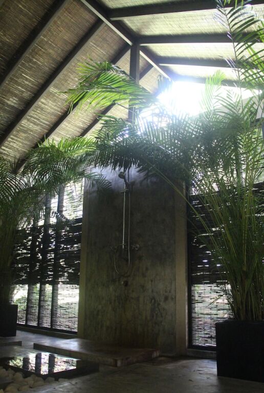 Kaju Green Eco Lodges Hotel