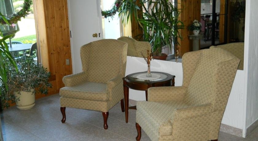 Acra Manor Resort 1