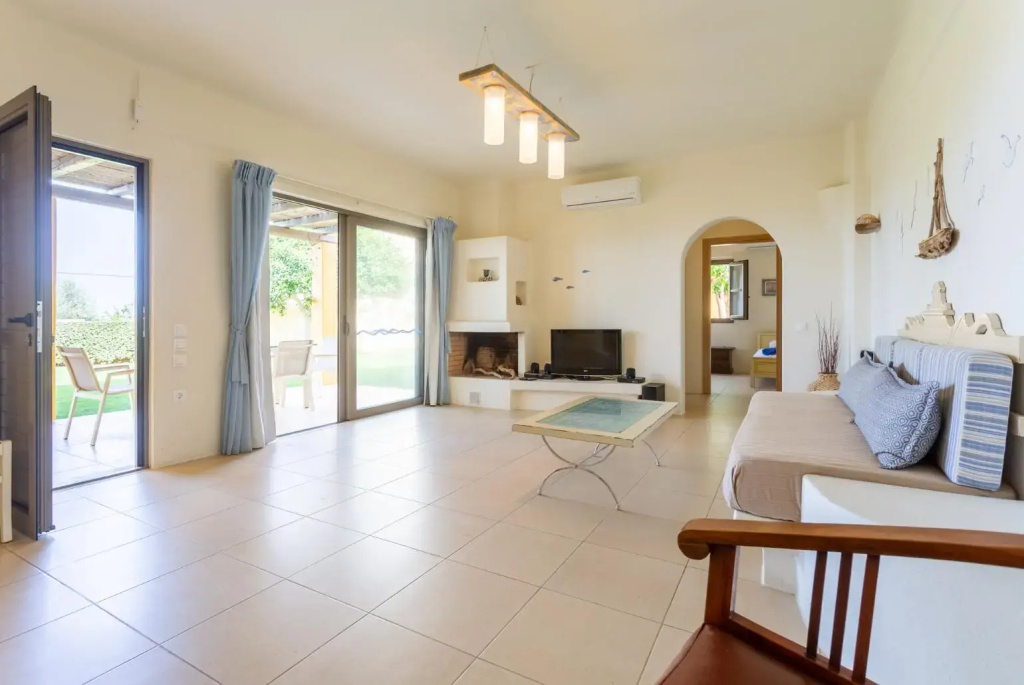 Villa Liakada Large Private Pool Walk to Beach Sea Views A C Wifi Car Not Required - 2081