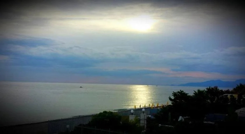 Altavilla Beach B&B