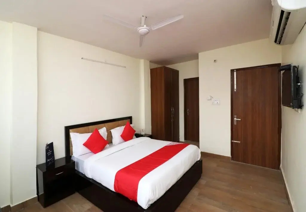 Hotel Ozone by OYO Rooms