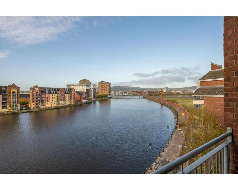 Central Belfast Apartments Pottinger's Quay