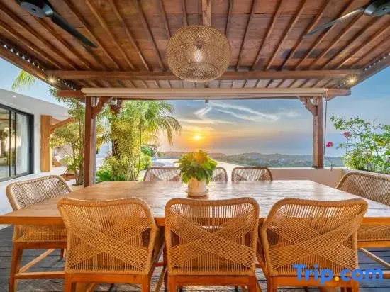 Casa Daria Sofia - Oceanview Luxury 4BR Villa
