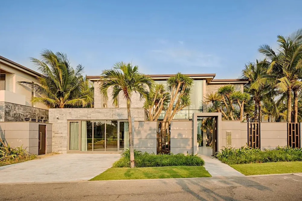 Luxury Beachfront Villa W Private Pool Beach Num1