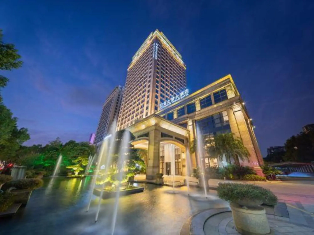Dragon Dream Hiotel