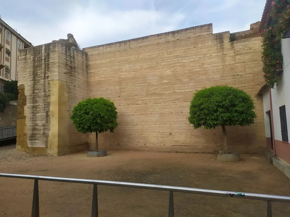 Lujoso Apartamento Los Patios de Cordoba