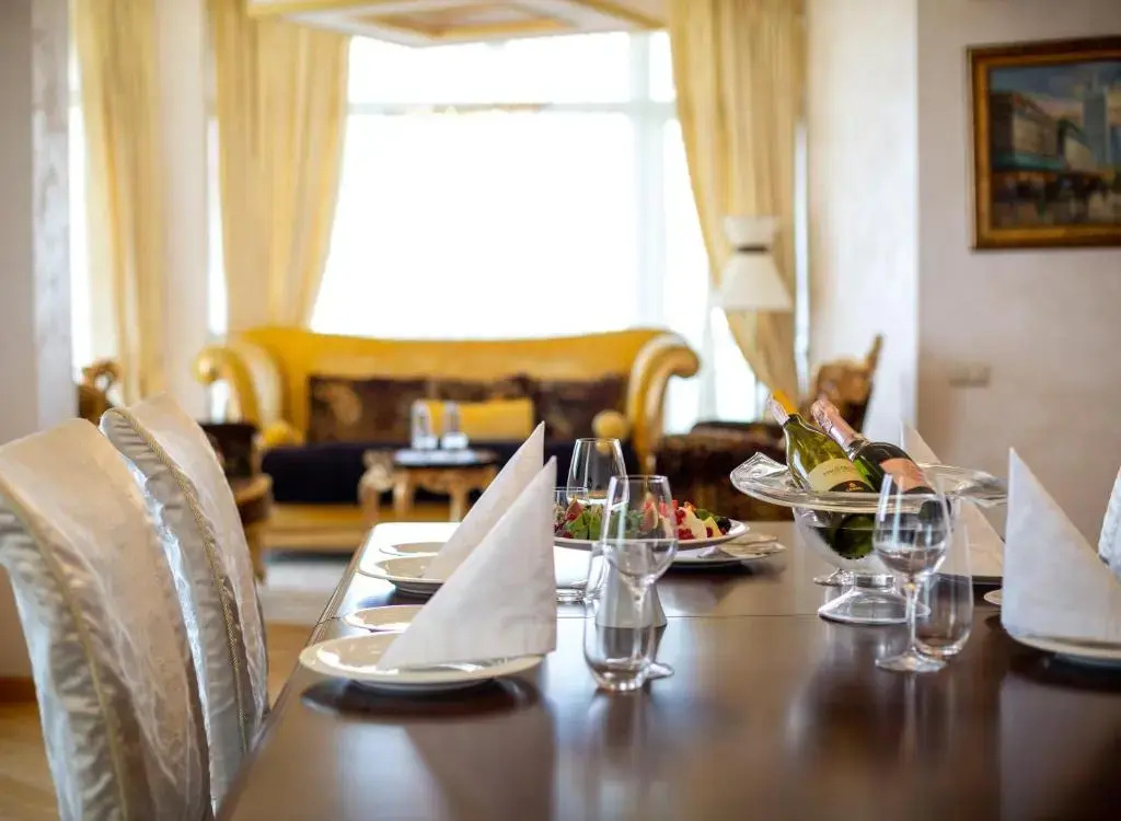 Executive Suite